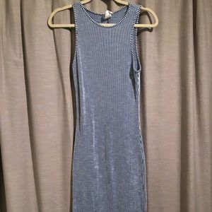 Blue and white stripped midi-body-con